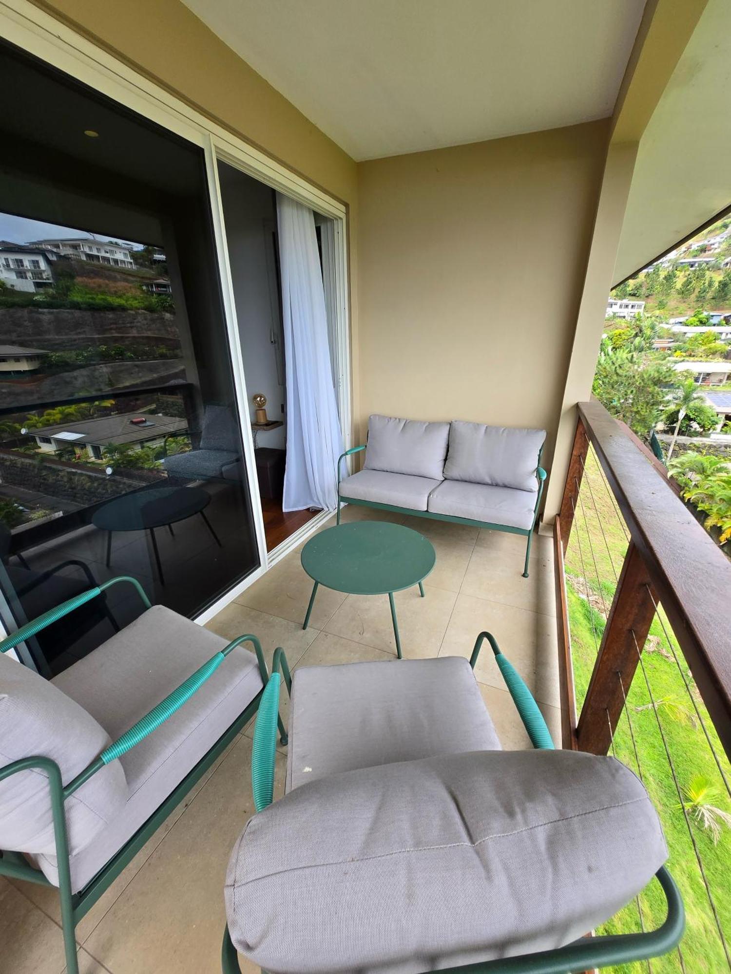 Titou Lodge - Hauteurs De Miri Punaauia  Buitenkant foto